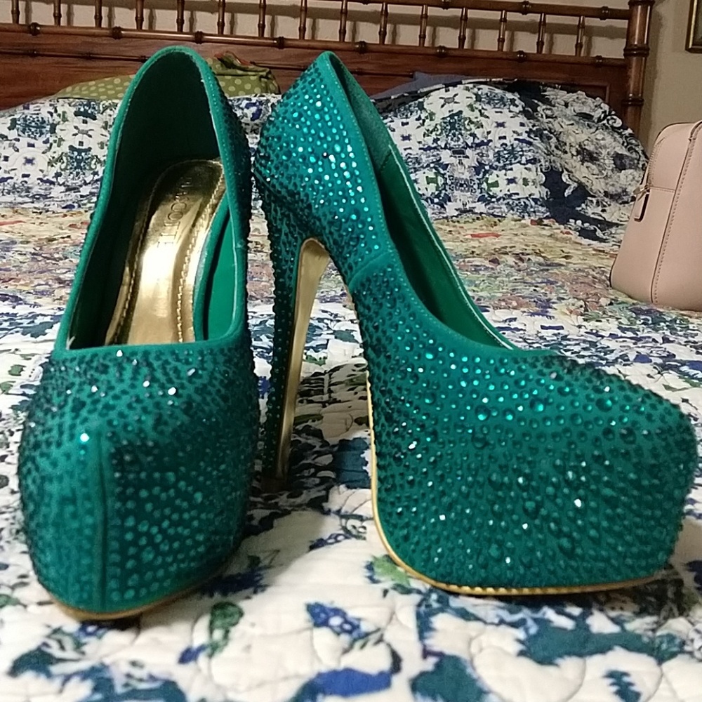 Platform heels
